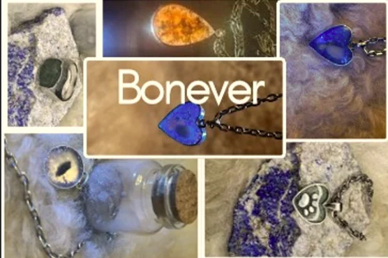Collage de joyas Bonever: corazones, gotas y frascos con recuerdos